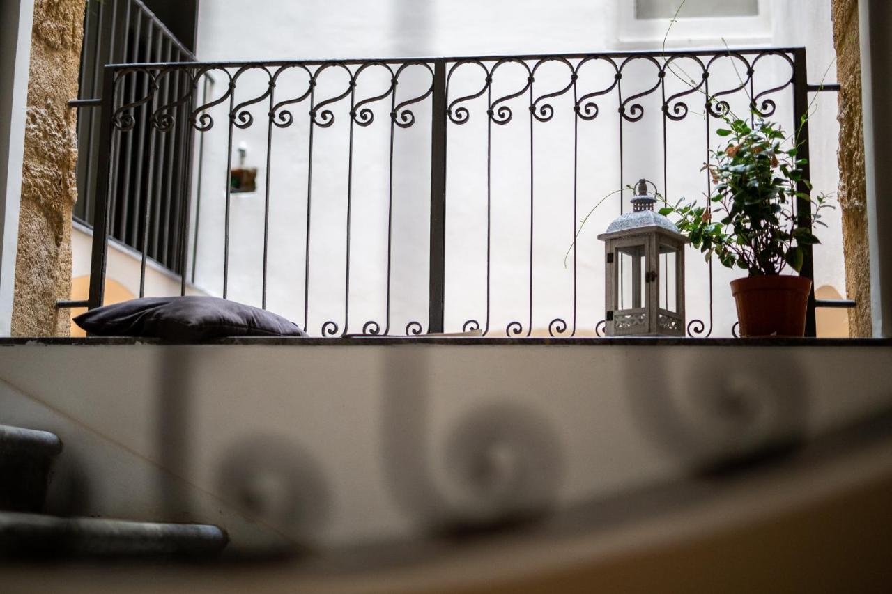 Palazzo Del Poeta - Dimora Contemporanea Hotel Palermo Luaran gambar