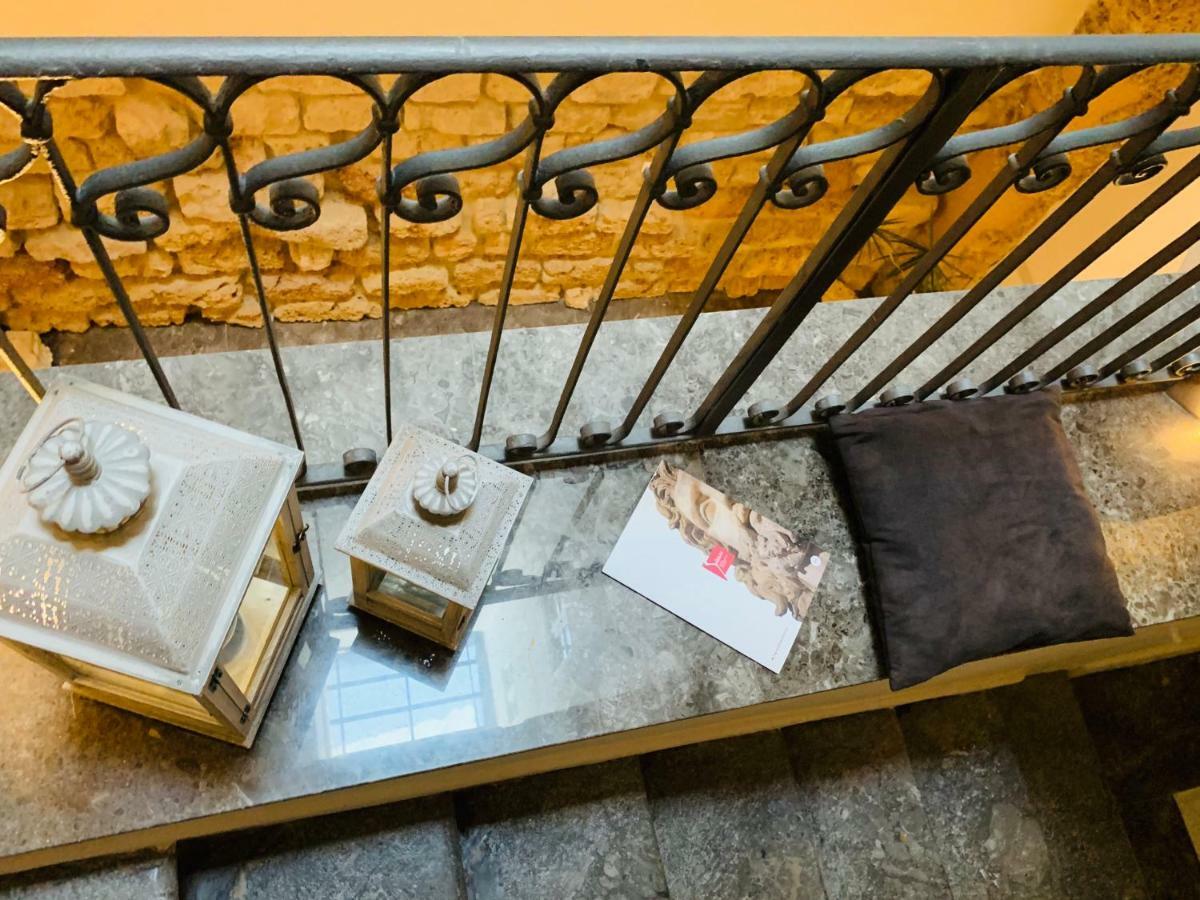 Palazzo Del Poeta - Dimora Contemporanea Hotel Palermo Luaran gambar